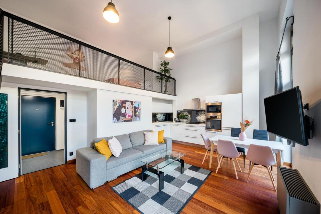 Duplex With 3 Bedrooms Apartamento